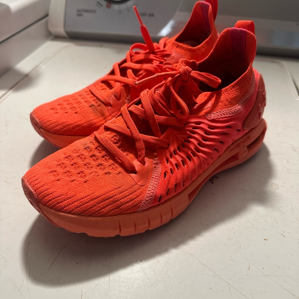 RARE Under Armour HOVR Beta Shoes size 7